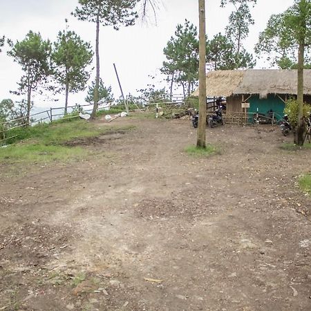 Papandayan Camping Ground Hotell Cileuleuy Exteriör bild