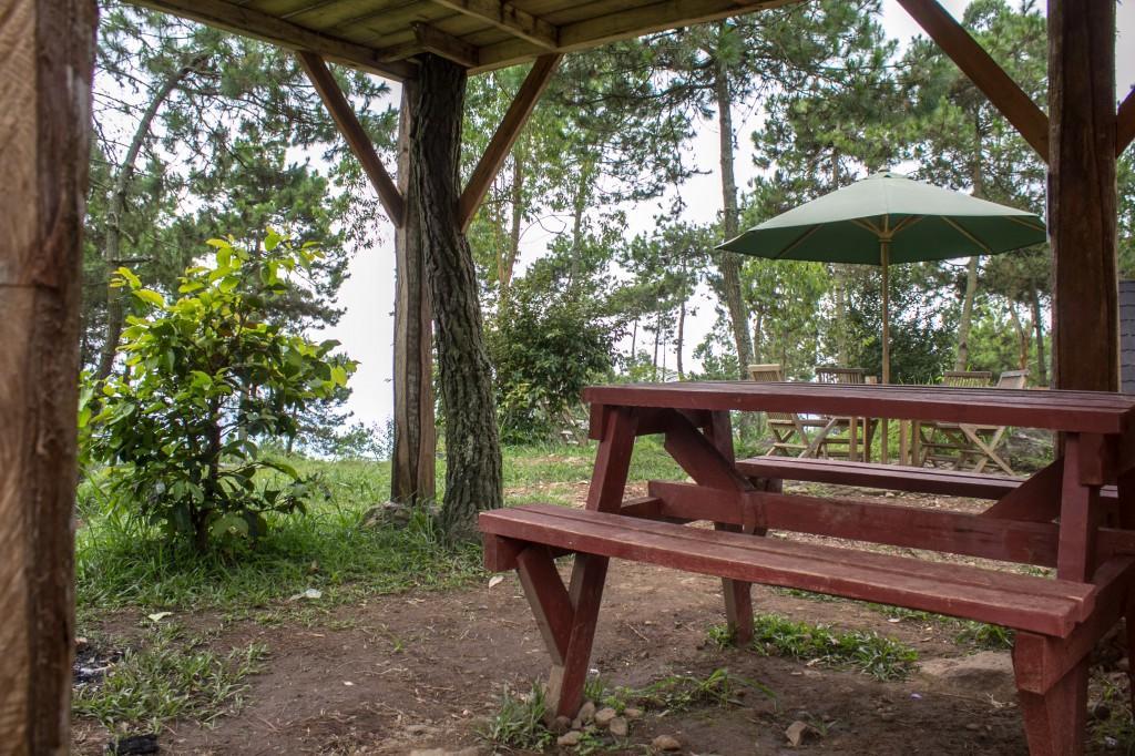 Papandayan Camping Ground Hotell Cileuleuy Exteriör bild